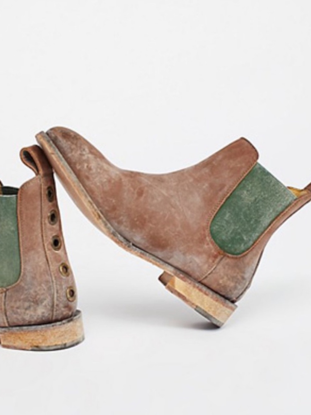 Free People Janice Tan Brown Leather Chelsea Boots with Green Accents 9